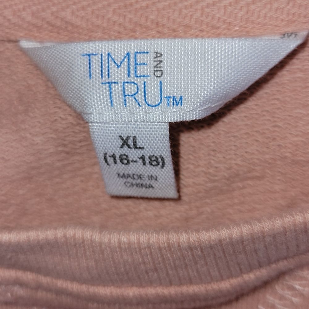 Time & Tru Pink Ruffle Sweater Size XL (16-18) - Picture 3 of 4